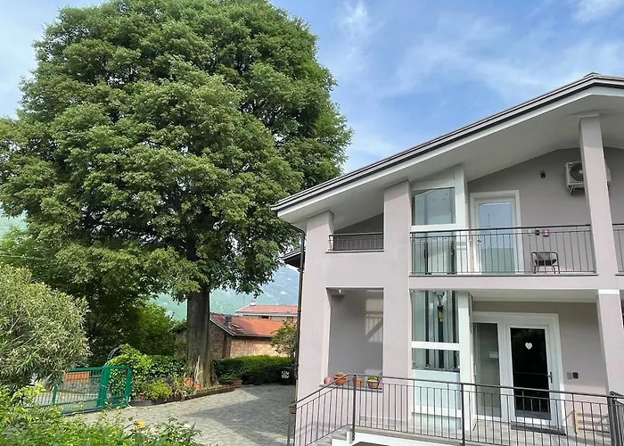 Bed & Breakfast Con Vista Giardino E Piscina