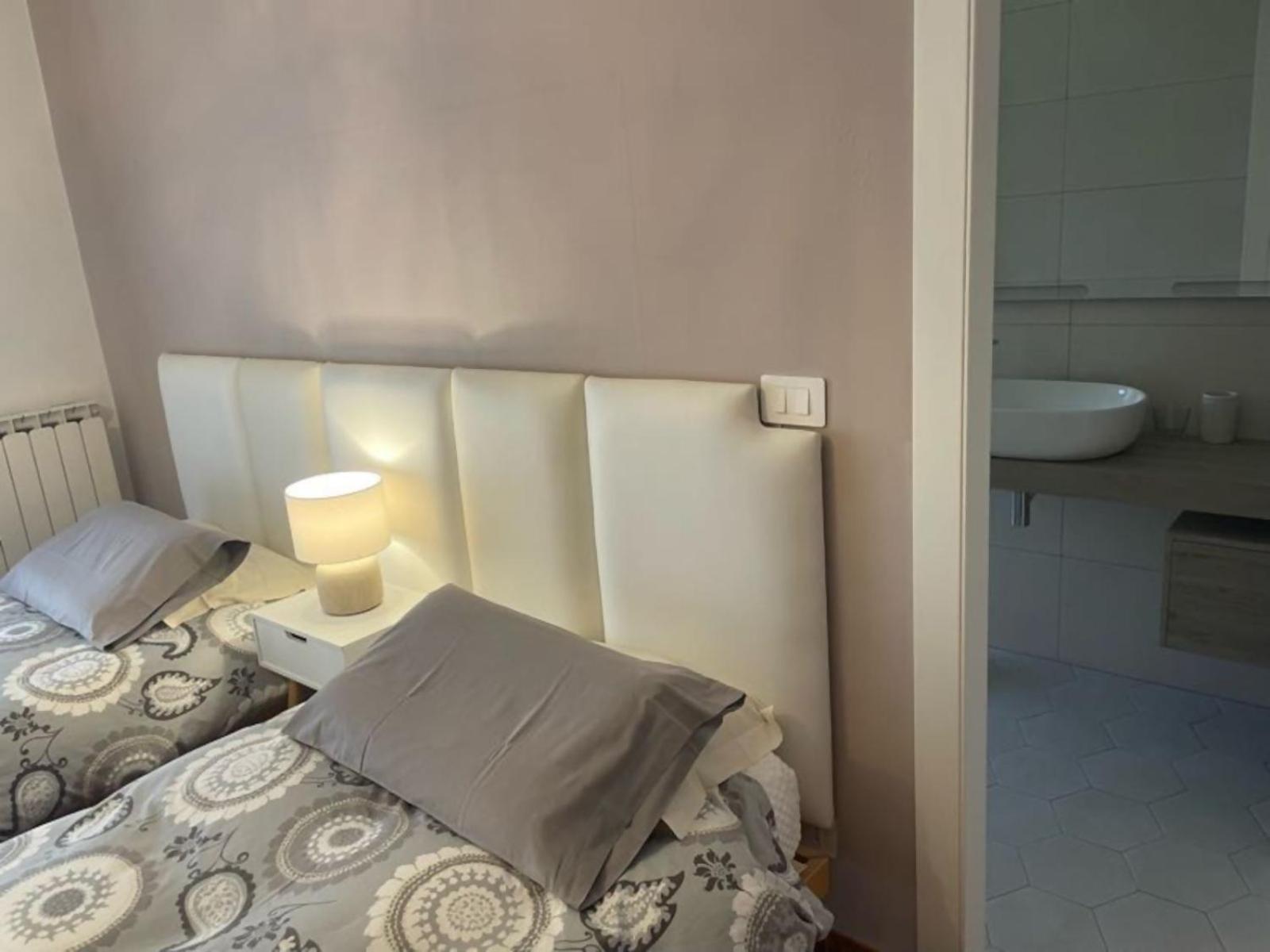 Bed and breakfast Con Vista Giardino E Piscina 3*