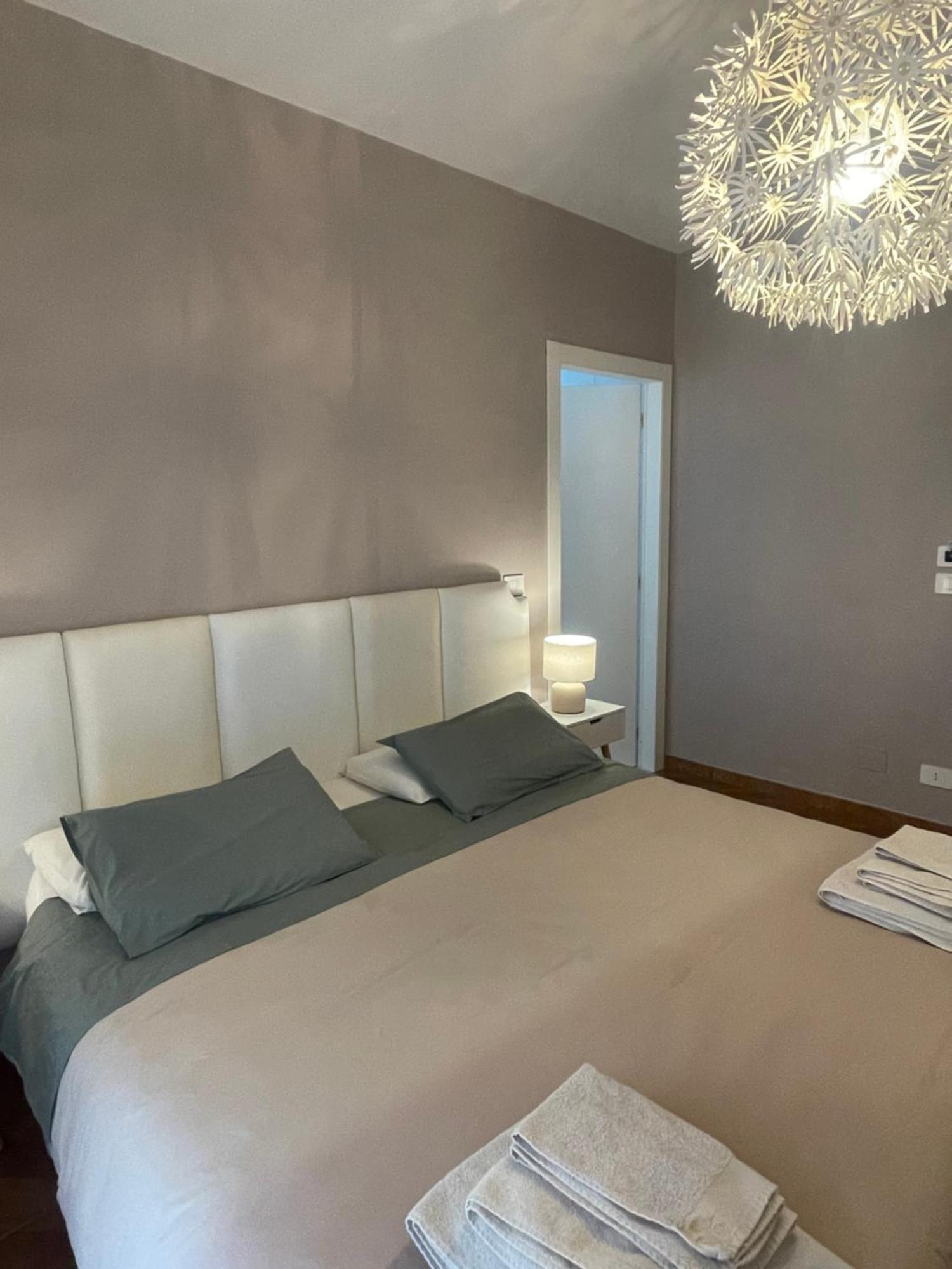 Bed and breakfast Con Vista Giardino E Piscina 3*